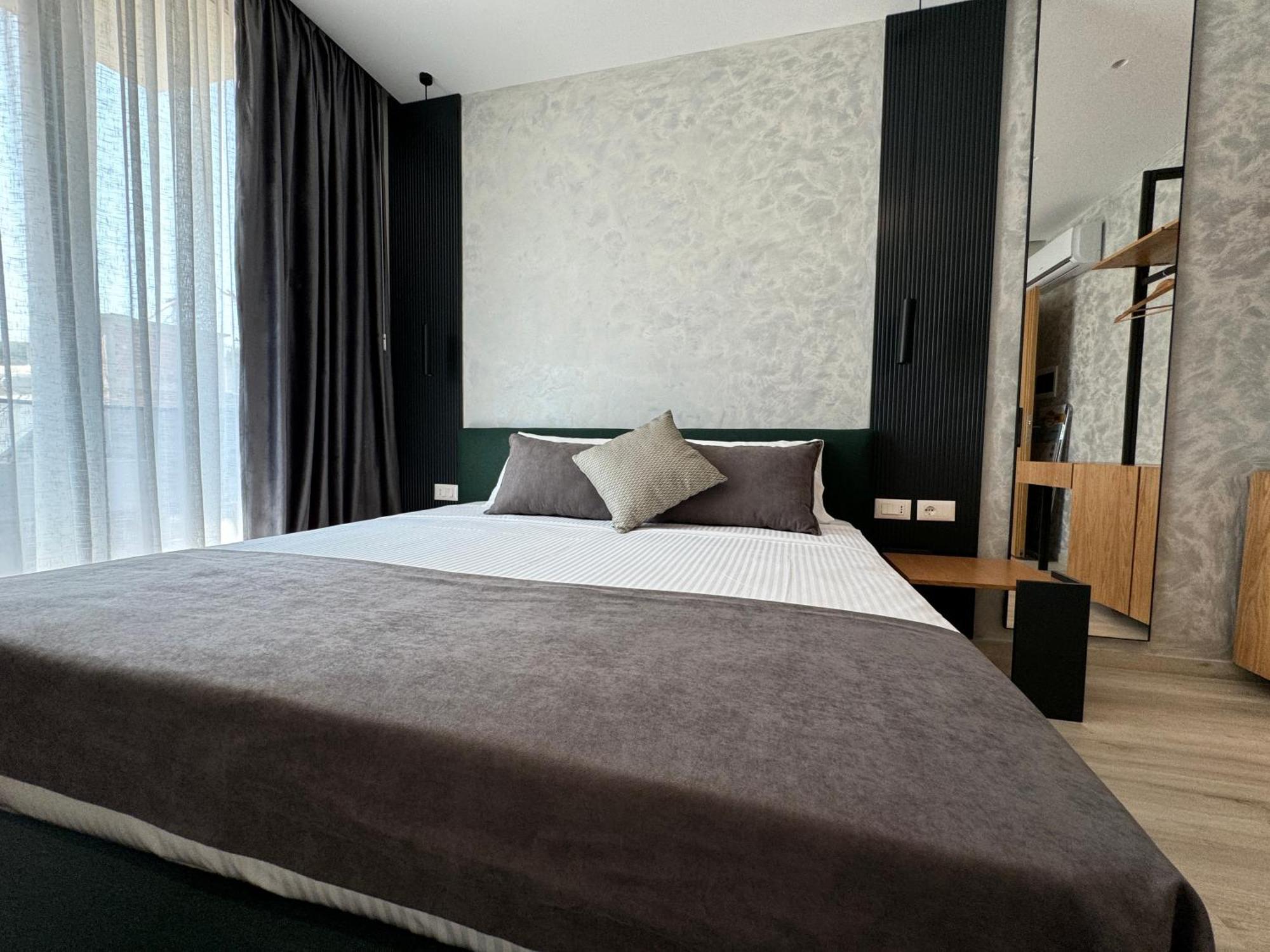 Twins Hotel Vlorë Eksteriør bilde