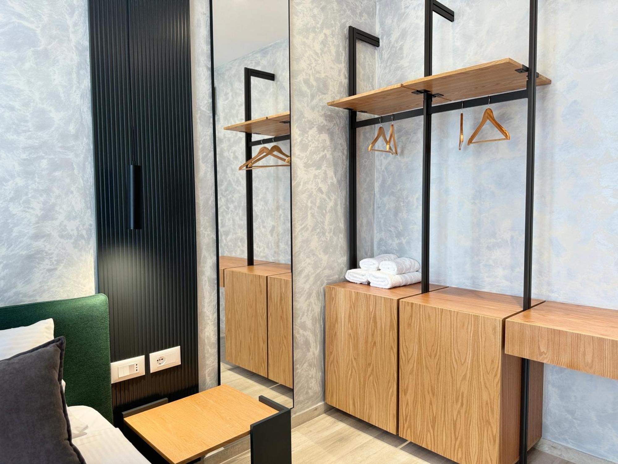 Twins Hotel Vlorë Eksteriør bilde
