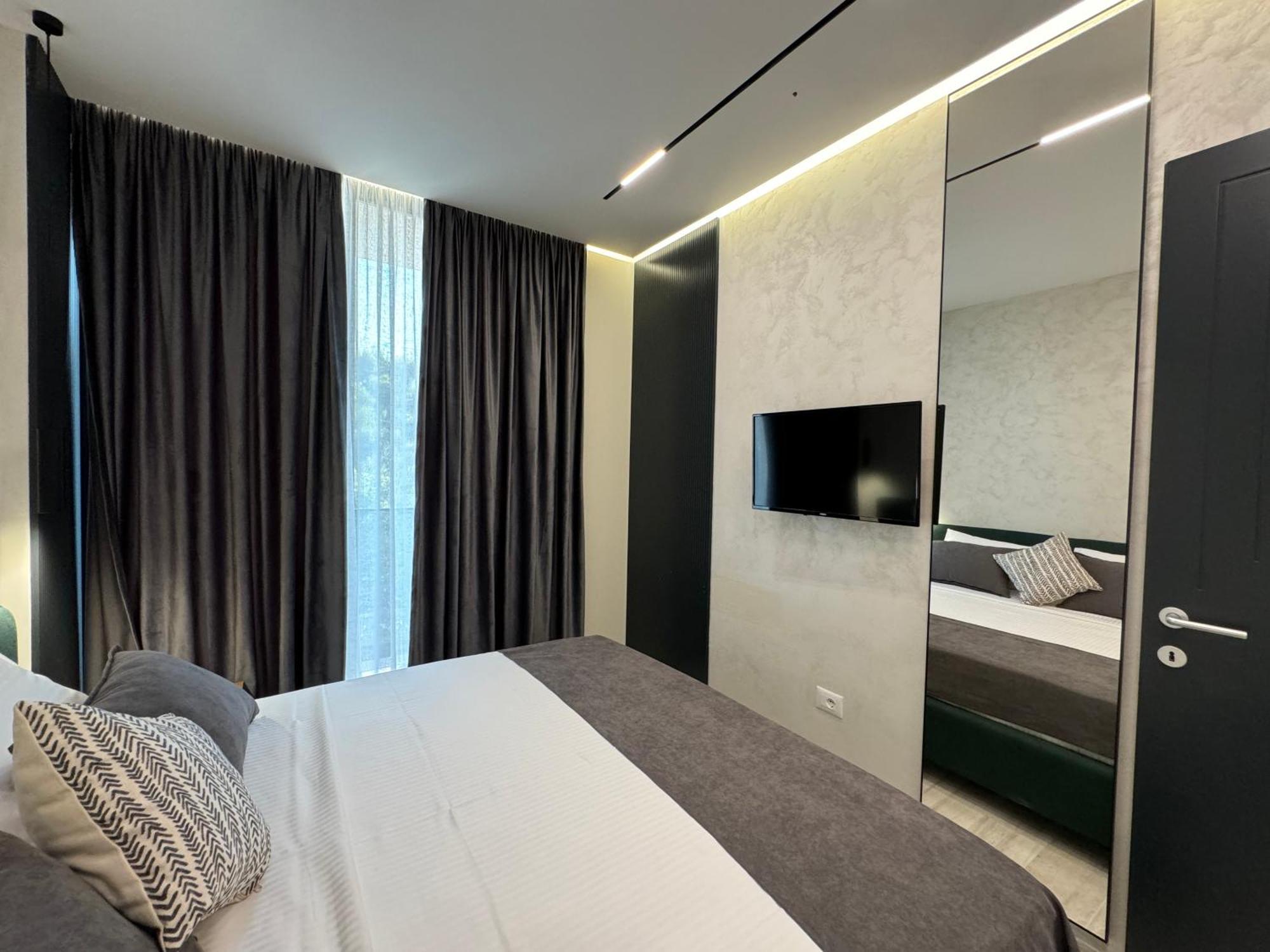 Twins Hotel Vlorë Eksteriør bilde